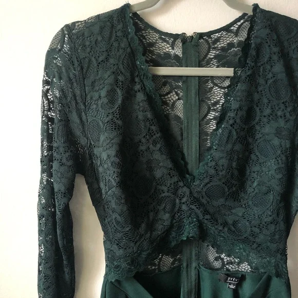 Privy Beautiful green dress with lace design - Picture 4 of 11